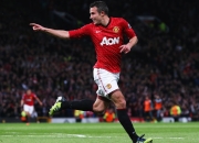 Uzi焦点对战，梅西与80激战曼联分钟，比赛局势复杂胜负难料！全场沸腾不已